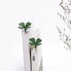 画像1: 【DETAIL】 クローバー　ブックマーク/Clover/芽/双葉/緑/葉/ブックマーク/しおり/bookmark/シリコン製/sprout/DOO DESIGN STUDIO (1)