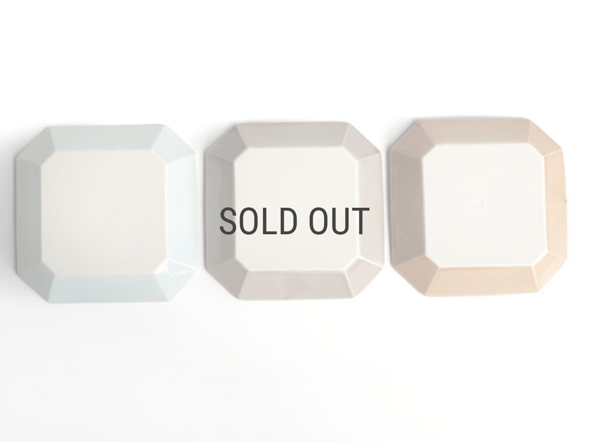 画像4: 【Des-pres】デ・プレ　スクエアプレート　S　12ｃｍ　カラー　白土　/プレート/八角/四角/グレイ/クラシカル/取り皿/お皿/小皿/陶器/日本製 (4)