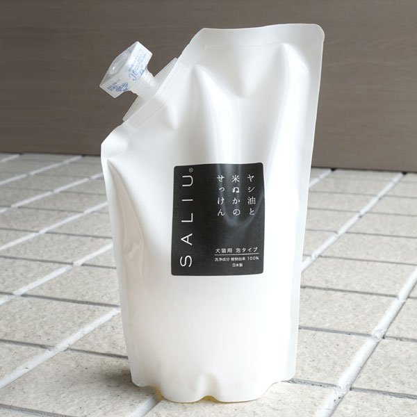 Saliu ヤシ油と米ぬかのせっけん 犬猫用せっけん詰め替え 500ml 日本製 ペット シャンプー 泡ボトル 動物に優しい 手肌に優しい 地球に優しい Eco Nature Ave Saliu ヤシ油と米ぬかのせっけん 犬猫用せっけん詰め替え 500ml 日本製 ペット シャンプー 泡ボトル 動物に優しい 手肌に優しい 地球に優しい Eco Nature Ave