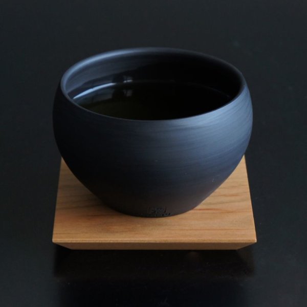 SALIU】YAMASAKURA 茶敷 角 山桜 四角 茶托 小皿 木製 天然木 日本製