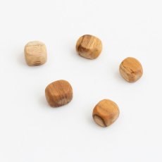 画像1: 【TEAK WOOD】マグネット 石ころ SS　5個セット　磁石/チーク材/木製/ウッド/天然木/かわいい/おしゃれ/石/木 (1)