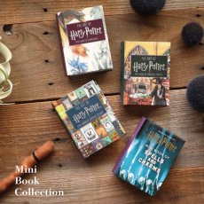 画像1: 【 Books 】Mini Book Collection ハリーポッター　Harry Potter  9.5x7.3cm　ミニ絵本　Magical Places Creatures Graphic Design (1)