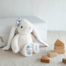 画像17: 【Bukowski】ウサギのカニーナ フローラル　Frendly Kanina Floral  フローラル　ブルー＆ホワイト 30cm 　スウェーデンのぬいぐるみ　ソフトトイ　ブコウスキー　誕生日　 (17)