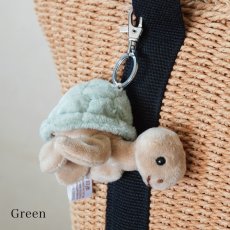 画像10: 【Bukowski】カメのサンディー　バッグチャーム　Sandy　グリーン　ピンク　10cm 　スウェーデンのぬいぐるみ　ブコウスキー  ソフトトイ 誕生日　 (10)