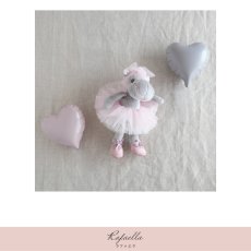 画像3: 【Bukowski】カバのラファエラ　バレリーナ 15cm Rafaella スウェーデンのぬいぐるみ　ブコウスキー　 (3)