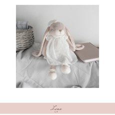 画像6: 【Bukowski】ウサギのレナ　Lena 30cm ギフトボックス入り　スウェーデンのぬいぐるみ　ブコウスキー 　うさぎ　出産祝い　誕生日 Sweden (6)