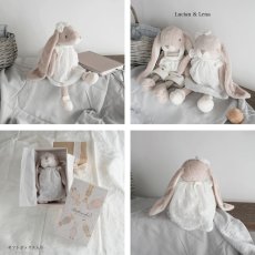 画像7: 【Bukowski】ウサギのレナ　Lena 30cm ギフトボックス入り　スウェーデンのぬいぐるみ　ブコウスキー 　うさぎ　出産祝い　誕生日 Sweden (7)