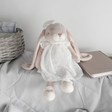 画像1: 【Bukowski】ウサギのレナ　Lena 30cm ギフトボックス入り　スウェーデンのぬいぐるみ　ブコウスキー 　うさぎ　出産祝い　誕生日 Sweden (1)