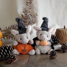画像19: 【Bukowski】Halloween Mousy 　ねずみのハロウィン　約18cm 　(Witch・Pumpkin)　スウェーデンのぬいぐるみ　ソフトトイ　ブコウスキー　誕生日　 (19)