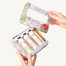 画像1: 【 PANIER DES SENS 】パニエデサンス　ESSENTIALS エッセンシャルズ　ハンドケア　ギフトセット　ハンドクリーム　30ml　3本　ローズ　バーベナ　ラベンダー (1)