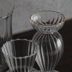 画像7: 【welms】Wavey Ihana Vase S  イハナベース　H150mm 　ガラス　フラワーベース　花瓶　ウェルムズ (7)