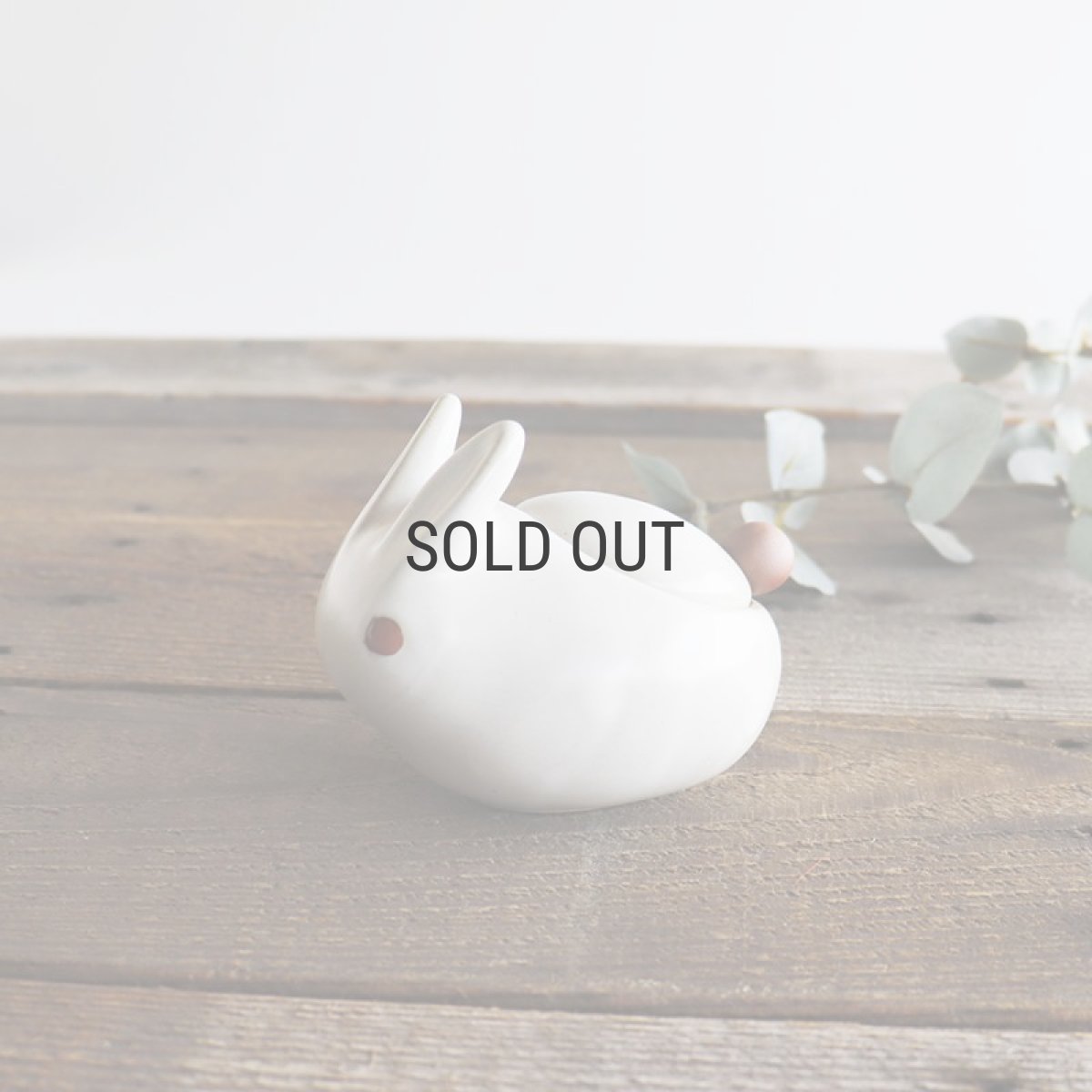 画像4: 【アイ・クラフト】 うさぎポット　シュガーポット　スプーン付/小物入れ/ウサギ/黒うさぎ 白うさぎ 兎/陶器/日本製 ハンドペイント　 (4)