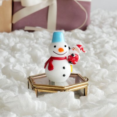 画像2: 【The Joy Luck Club】スノーマン　レッド　オレンジマフラー 　25mm  赤ニット帽　雪だるま　ガラス製　オブジェ　クリスマス　ミニチュア 