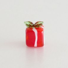 画像2: 【The Joy Luck Club】クリスマスプレゼント　レッド　20mm プレゼント　ギフト　ガラス製　オブジェ　クリスマス　ミニチュア (2)