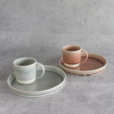 画像2: 【 Gift 】Lien 　カップ＆プレート　ペアセット 　リヤン　 マグカップ　プレートM 21cm 　磁器　日本製　ピンク　グレー (2)