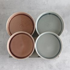 画像1: 【 Gift 】Lien 　プレート　M&L ペアセット 　リヤン　プレートM 21cm 　プレートL 24cm　磁器　日本製　ピンク　グレー (1)