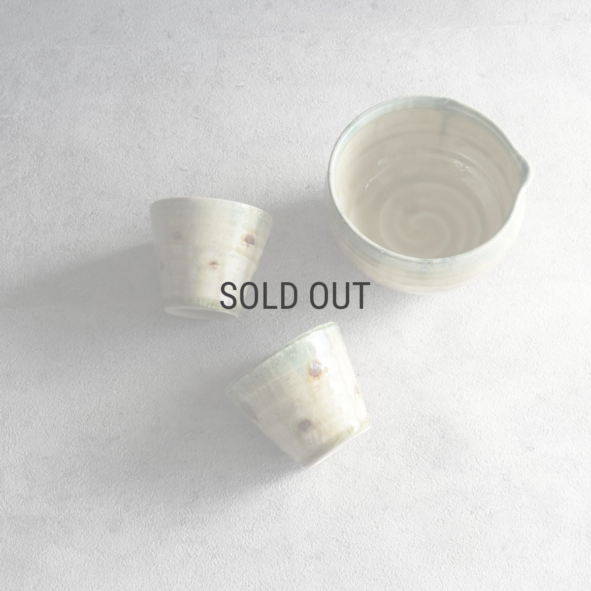 画像5: 【南楽窯】美濃焼  織部流し　片口抹茶碗    日本製  φ13cm   抹茶オレ (5)