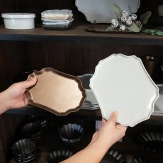 画像6: 【Chouette】シュエット　プレートM　23x17.5cm ブロンズ　ホワイト　黒土　Des Pre　日本製　美濃焼 (6)