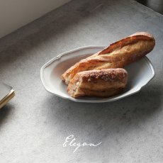 画像1: 【FICELLE】Elegan エレガン　深皿　DD  黒土　 クラシカルプレート　グレイ　フィセル 日本製　美濃焼　24.3 x 17 x 4.5cm (1)