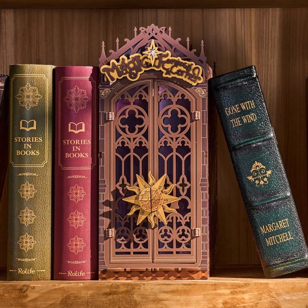 洋書　ウィルヘルミナ女王　思想書　インテリア　コレクション Rolife】Magic Fantasy Corner マジックファンタジーコーナー Book