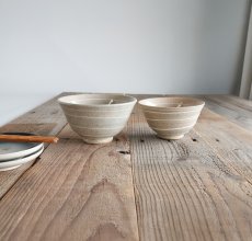 画像11: 【作山窯-SAKUZAN-】趣　夫婦茶碗　イッチン 作山窯　 陶器 日本製 (11)