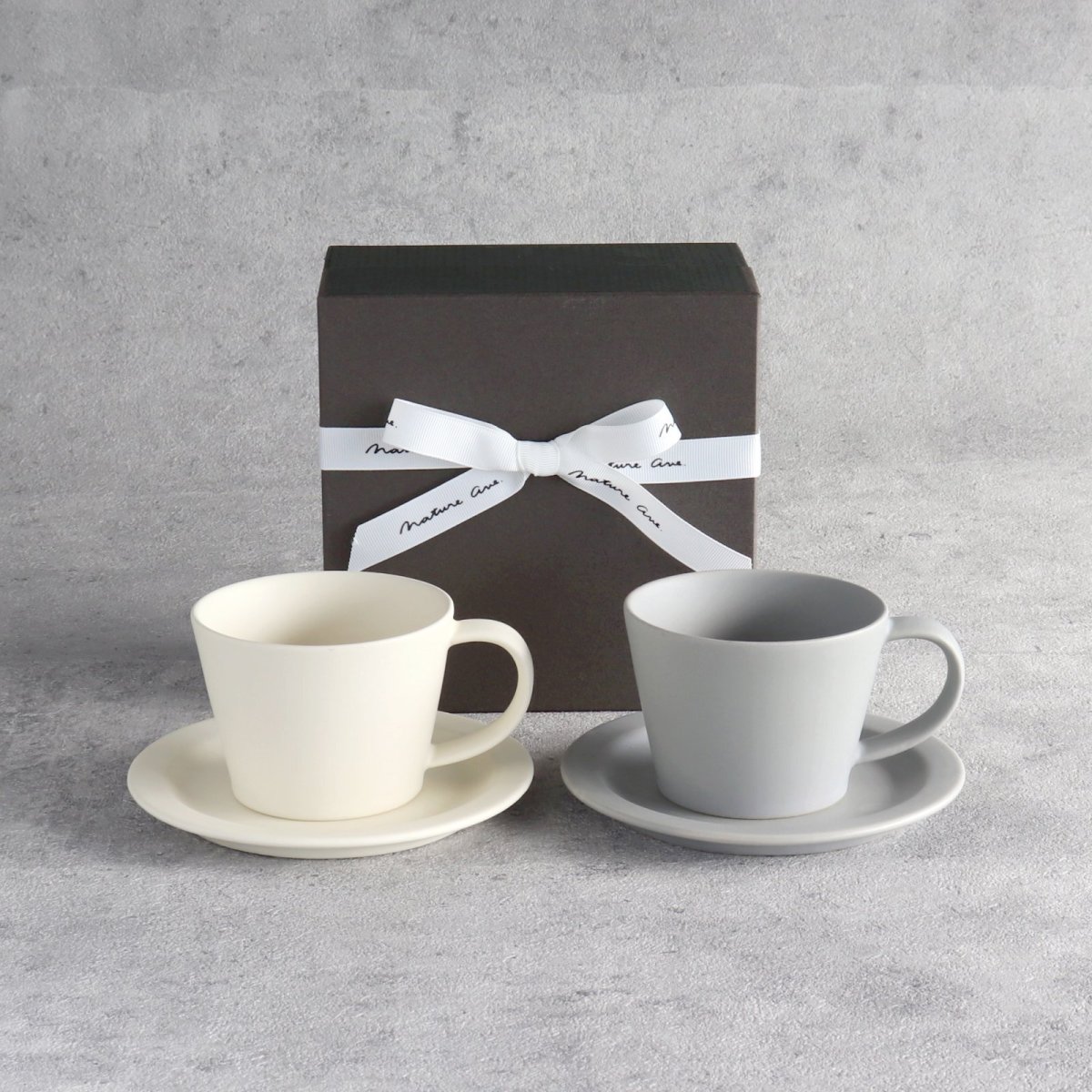 画像2: 【 Gift 】SAKUZAN DAYS　Sara　カップ&ソーサー　２客セット　７色　 Cup&Saucer　日本製　陶器　作山窯 (2)