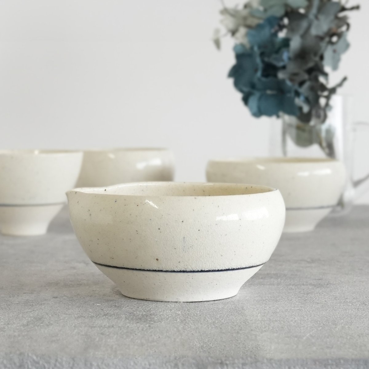 画像13: 【SAKUZAN】-紬- tsumugi　片口碗　碗　中鉢　抹茶ラテボウル　作山窯　日本製　φ13cm (13)