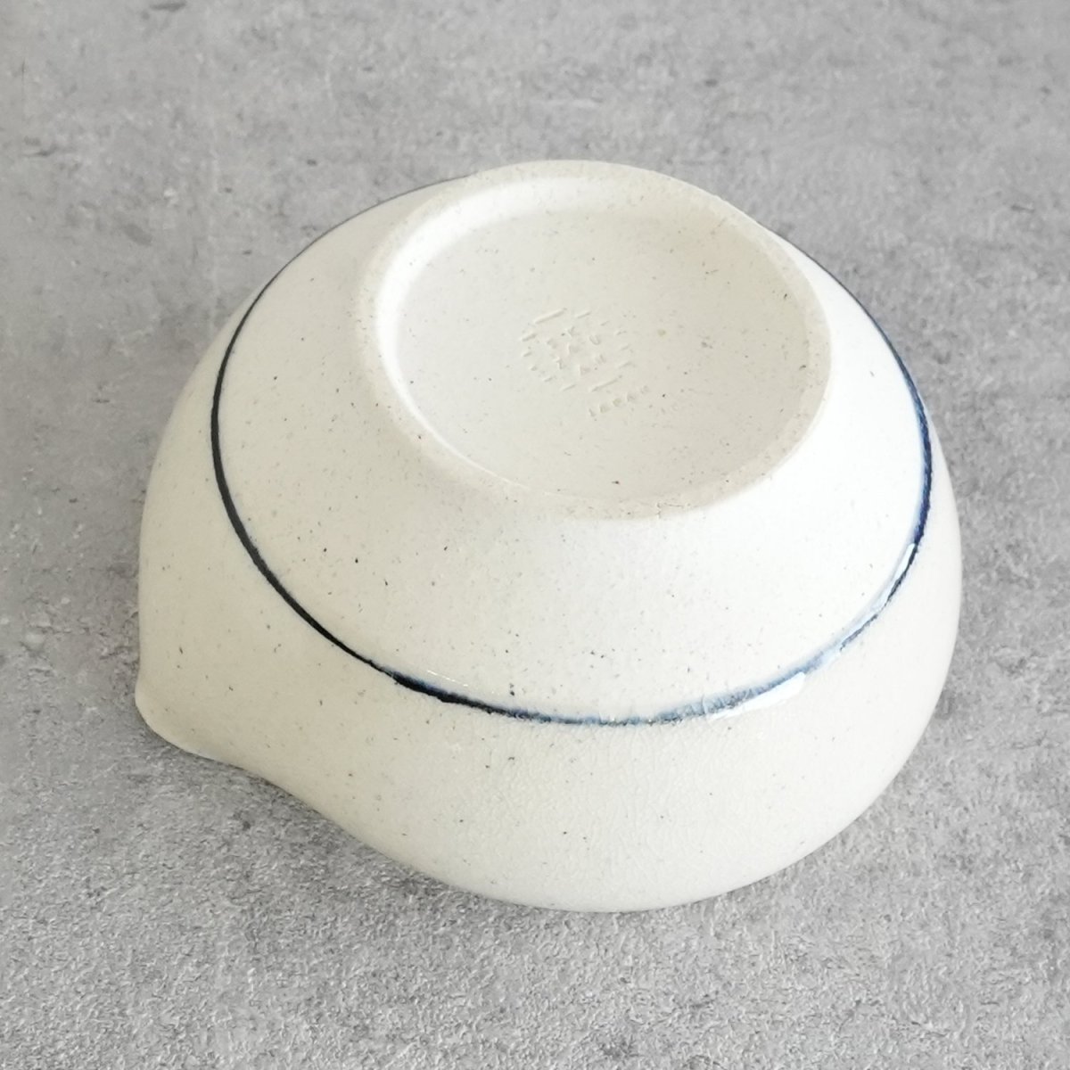 画像14: 【SAKUZAN】-紬- tsumugi　片口碗　碗　中鉢　抹茶ラテボウル　作山窯　日本製　φ13cm (14)