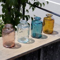 画像2: 【VALENCIA RECYCLE GLASS 】インテリア　ガラスボトル ベース　花瓶　フラワーアレンジント 花器　 BLUE PURPLE AMBER スペイン製 アンティーク風 100％ リサイクルガラス　レトロ (2)