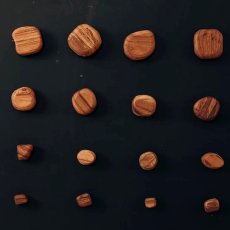 画像10: 【TEAK WOOD】マグネット 石ころ S　5個セット　磁石/チーク材/木製/ウッド/天然木/かわいい/おしゃれ/石/木 (10)