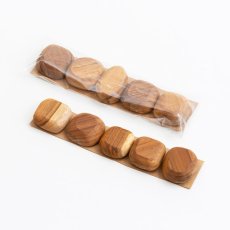画像4: 【TEAK WOOD】マグネット 石ころ M　5個セット　磁石/チーク材/木製/ウッド/天然木/かわいい/おしゃれ/石/木 (4)