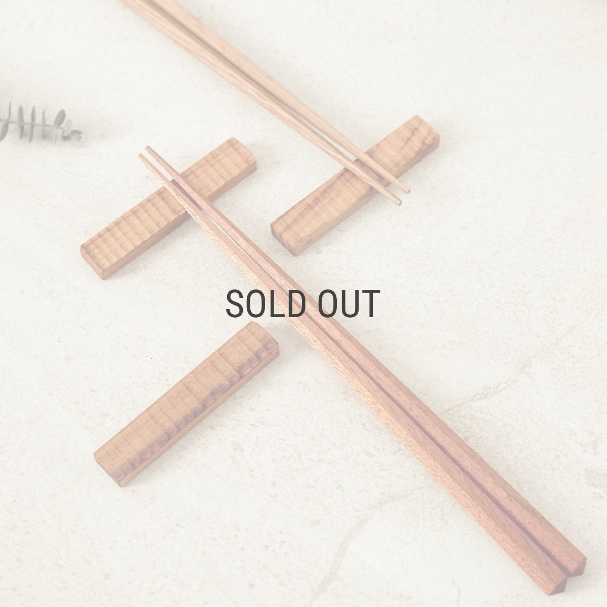 画像3: ネコポス対応【TEAK WOOD】箸置き　しのぎ　チーク　7.6ｃｍ (3)