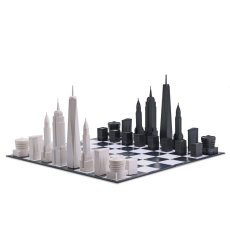画像1: 【Skyline Chess 】ニューヨークシティエディション　チェスセット　ペーパーボード 　チェス 　スカイラインチェス　THE NEW YORK CITY EDITION　トイ　オブジェ　インテリア　お洒落　おしゃれ　かっこいい　モダン　ギフト　 (1)