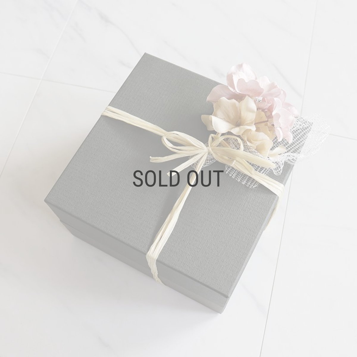 画像2: 【GIFT COLLECTION】B　SAKUZAN DAYS　Sara　カップ&ソーサー　スプーン　セット　新生活セット　ギフト　クリーム　グレー　Stripe Cup&Saucer　コーヒーカップ/サラ/カフェ/磁器/日本製/陶器　ギフトコレクション (2)