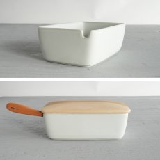 画像4: 【SALIU KITCHEN】山桜の木蓋バターケース 250g（海外サイズ対応） 日本製 美濃焼 磁器  蜜蝋仕上げ Made in Japan  (4)