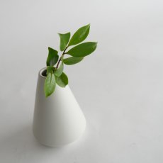 画像15: 【SALIU】縁 花器 花瓶 フラワーベース  日本製  美濃焼 ( 白・黒・灰 ) (15)