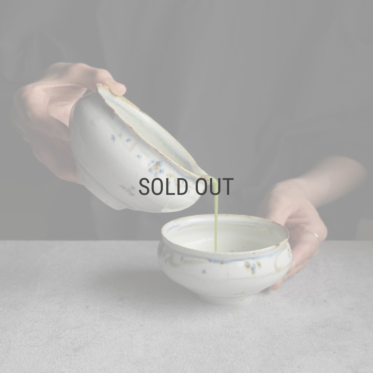 画像8: 【SALIU】南窯  手挽き片口抹茶碗 　葉音 ( haoto )　SALIU craft　鉢　ボール　日本製  国産　工藤工　美濃焼  Japan　 (8)