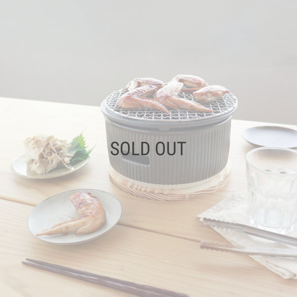 画像2: 【SALIU】The chef 　ザシェフ　炭焼きグリル 大  水コンロ　美濃焼　Chacoal Grill　陶器　 (2)