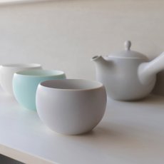 画像11: 【SALIU】結　YUI　カップ小　白　灰　浅葱　墨　130ml 　美濃焼　湯のみ　日本製　 (11)