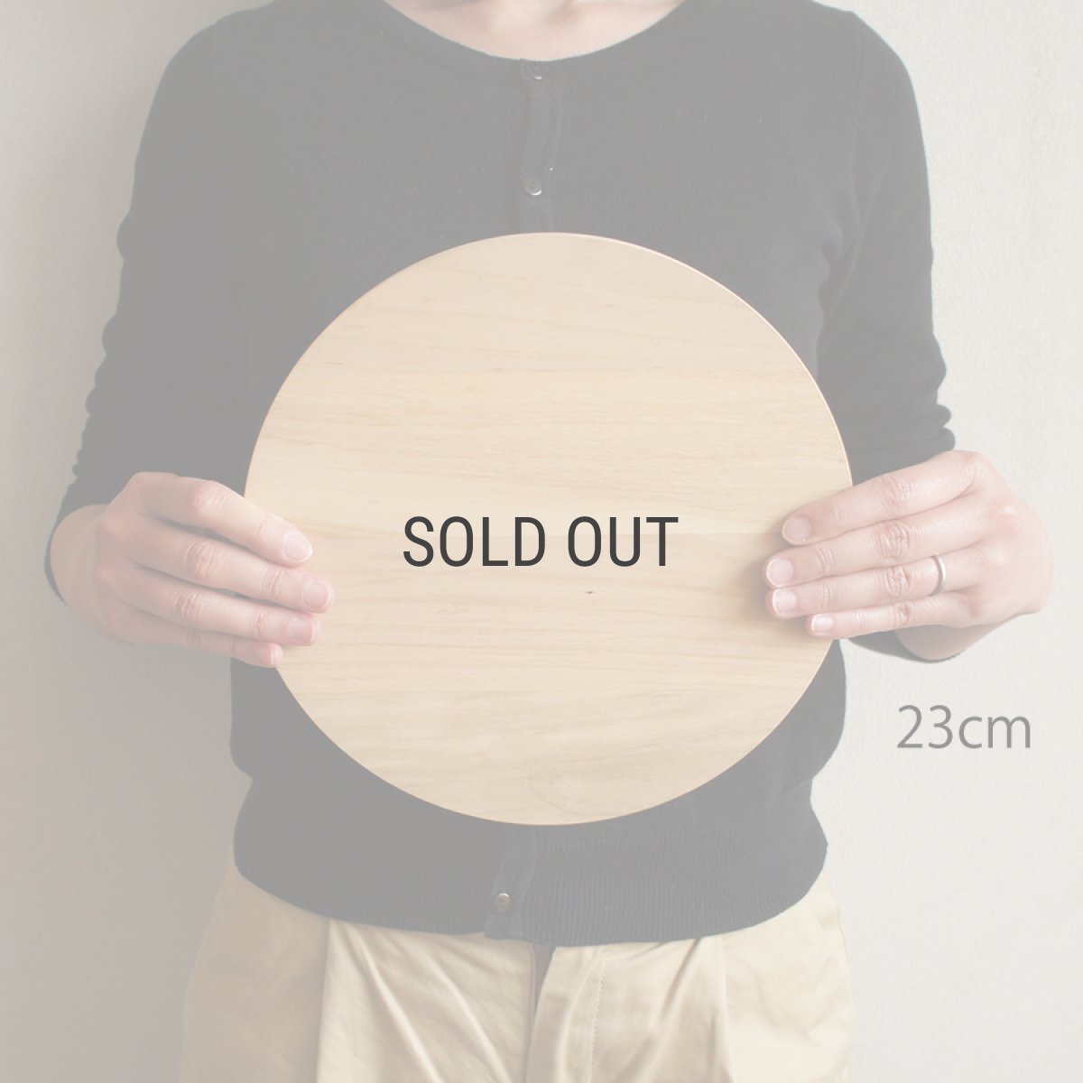 画像9: 【SALIU】YAMASAKURA 山桜 丸まないた ２８　28cm　天然木　まな板 (9)