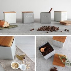 画像3: 【SALIU KITCHEN】キャニスター 　SK00 　マットな質感　日本製　磁器　シンプル　（SUGAR　SALT　TEA　COFFEE）ホワイト　グレイ　サリウキッチン (3)
