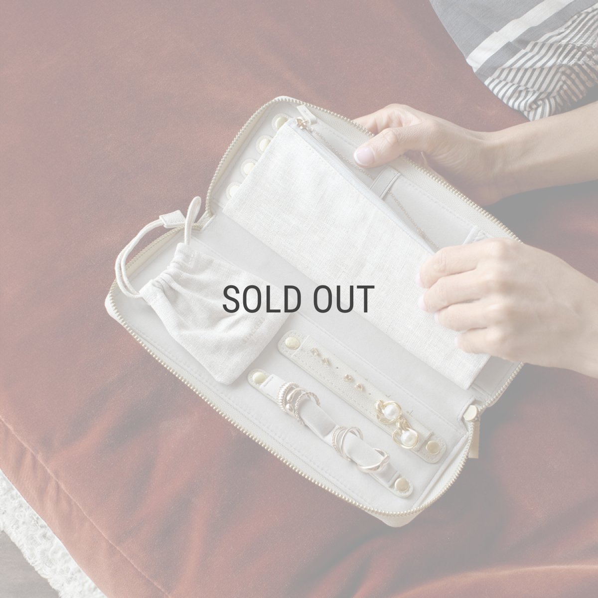 画像13: 【STACKERS】ジュエリーロール Jewellery Roll リネン・オートミール Linen/Oatmeal  スタッカーズ　ロンドン　UK  ジュエリーケース (13)