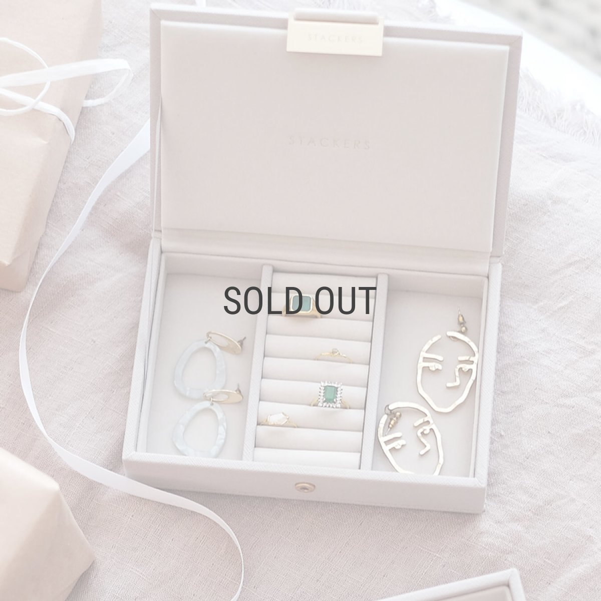 画像15: 【STACKERS】ミニ ジュエリーボックス LId リッド トープ グレージュ Taupe スタッカーズ ロンドン イギリス (15)