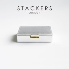 画像2: 【STACKERS】ミニ ジュエリーボックス Lid リッド シルバー Silver 日本限定 ユナイテッドアローズ コラボ スタッカーズ ロンドン イギリス (2)