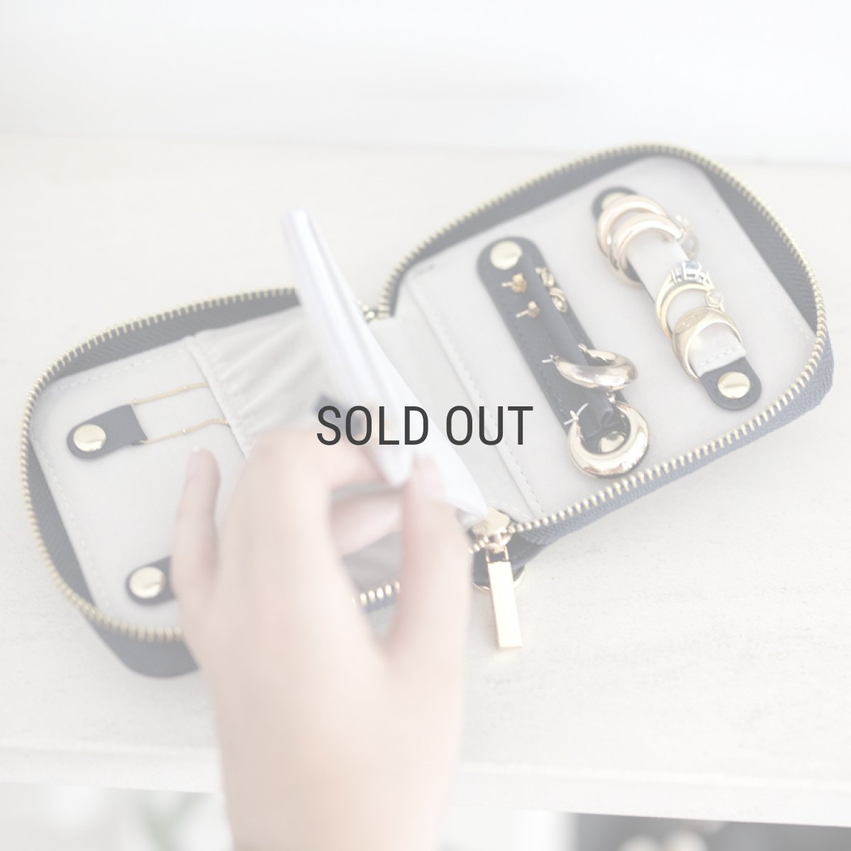 画像4: 【STACKERS】コンパクトジュエリーロール ネイビーペブル　Navy Pebble　Compact Jewellery Roll　スタッカーズ　イギリス　ロンドン ジュエリーケース (4)