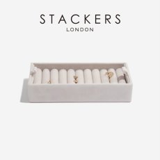 画像1: 【STACKERS】リングホルダー　グレージュ　グレイ　グレイベージュ　リングロール　3個仕切りに入るリングホルダー　アクセサリー収納　スタッカーズ (1)