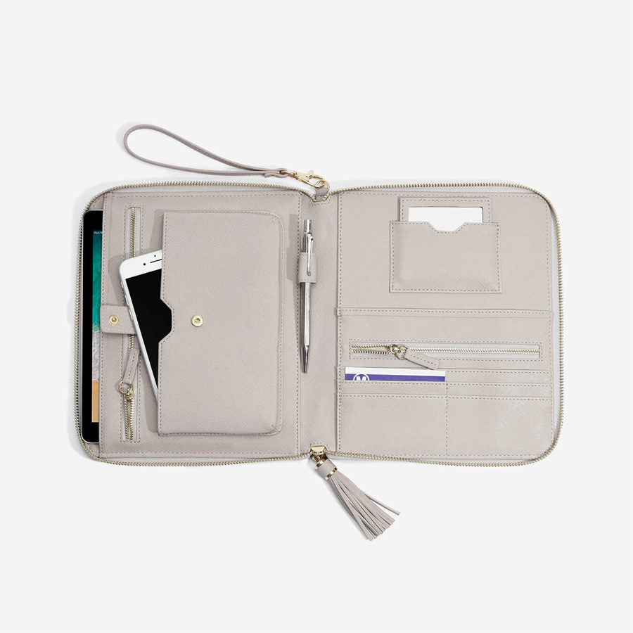 クラッチバッグ