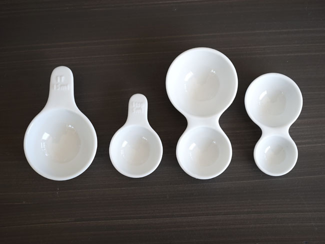 smart mini kitichen】立つ おおさじスプーン /自立/大匙/大さじ/メジャースプーン/軽量スプーン/磁器/陶器/日本製  Nature Ave.
