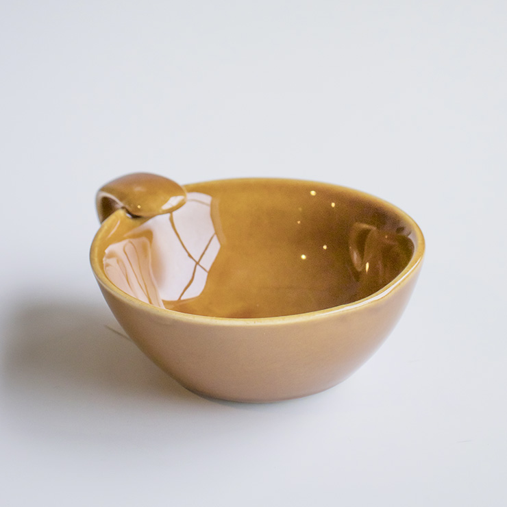 SHIKIKA】おたま立て お玉たて レードルスタンド おたまスタンド 日本製 美濃焼き 陶器 アメ釉 白 レトロ - Nature Ave.