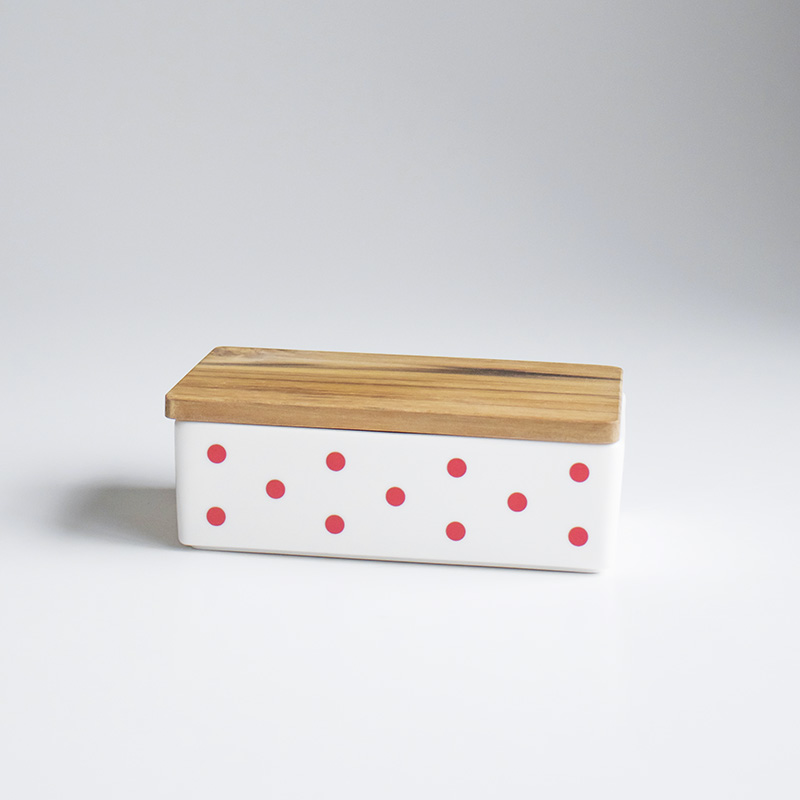 B Style Kitchen レッド ドット バターケース 200g 水玉 赤 カフェ バターボックス 木葢 日本製 木製 チーク材 陶器 白磁 磁器 Lolo Nature Ave